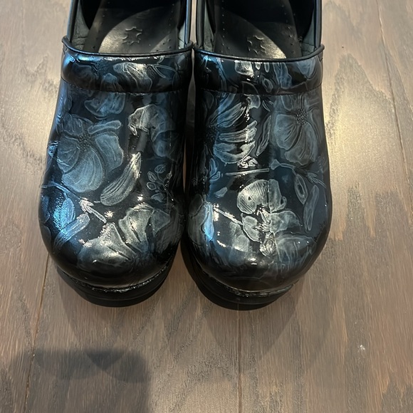 Dansko clogs - Picture 2 of 3